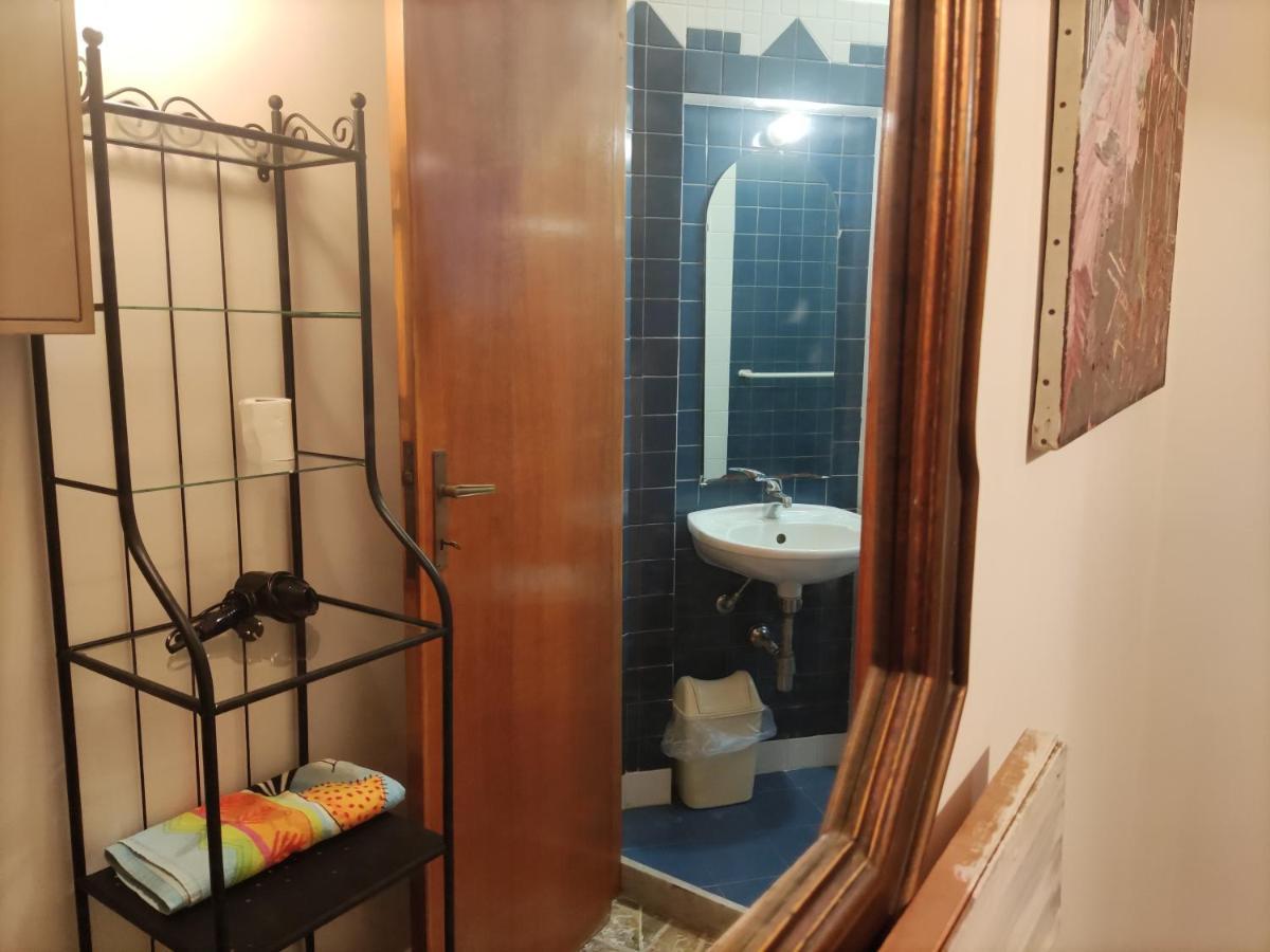 Stellium Hotel Palermo Luaran gambar